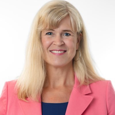 Passionate about public service, my family and loving the people around me well. Superintendent of Culture for JCPRD.