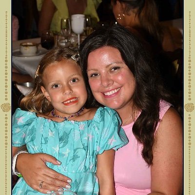 VanessaTun1017's profile picture. 