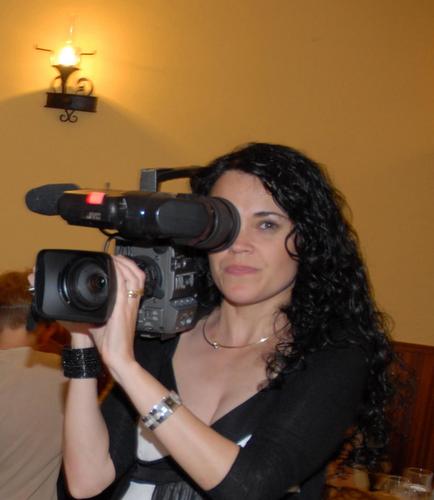 Ma_Rosa_Bag's profile picture. El meu lema és 'viu feliç', potser per això faig reportatges de video per captar els moments feliços de la gent.