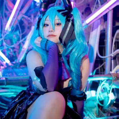 新橋 コスプレイヤー コンカフェ 全宇宙魔法使いぱぺぷぺポロン @polon_bar 新人使い魔のひなです!🧚♀️ DMはお店管理です! 好き ➩ まどマギ/ハギーワギー/動物や爬虫類全般/甘いもの/ポケモン/第5/ゲーム/SUNSUN/フリーホラー etc… お酒は顔が赤くなってからが本番!