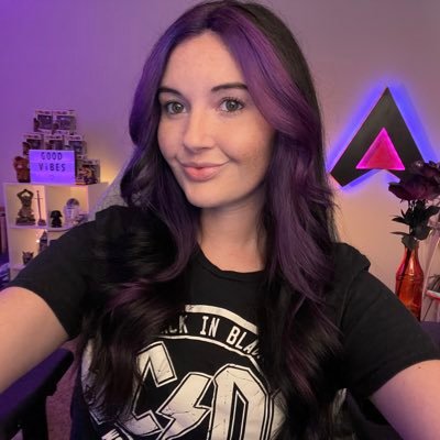 Content Creator ✨ Gamer 🎮 Live streams on Twitch & Kick. I like to make people laugh and smile 💜 @elgato Ambassador l Business 📧 peachypeytn@gmail.com