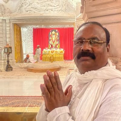 President - Alambagh Parikshetra Vyapar Mandal.
Senior Vice President - Lucknow Vyapar Mandal.