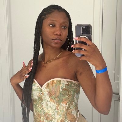 simplyy__jada's profile picture. ig- simplyy__jada 👻-simplyy.jada gsu'24