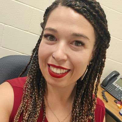 MaestraMrsGomez's profile picture. Mommy👩‍👧‍👦 Wife 👩‍❤️‍👨 Bilingual Educator 🍎 
Soccer Coach ⚽ Jesus Follower🙌 Book Lover 📖