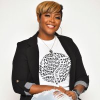 Renisha Freeman (@mrsfreeman79) 's Twitter Profile