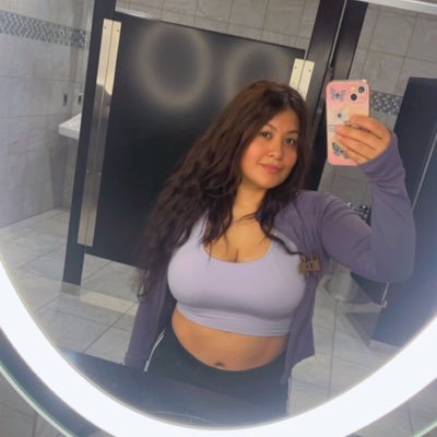 Follow me on Instagram @lidiarubym and snapchat @lidiaruby