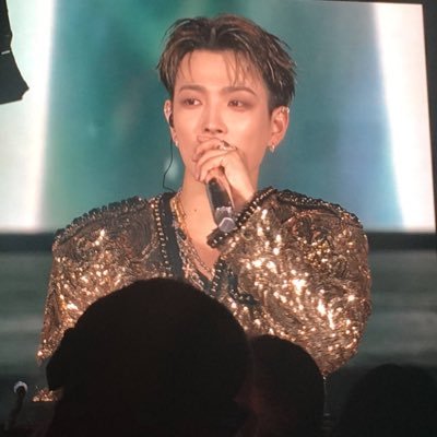 concert enthusiast• multi• bts, mx+wh, atz, nct, svt, skz, got7, exo, cix, oneus, txt, dpr, etc• 26 • she/her ఇ @sweethrtmark, ara, @bombseok @swxetsuga_ 🦋
