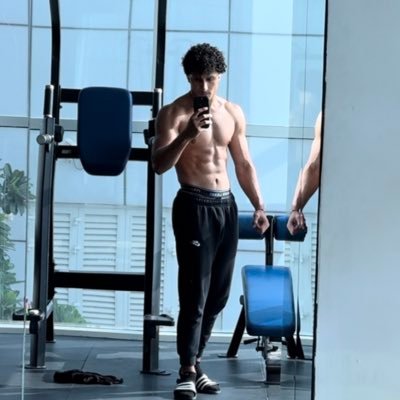 ex pro fn player | fncs champion | https://t.co/ngmlrj0owH | https://t.co/E9aZlrtG91 | business: pancakefn@gmail.com | code pcake #ad