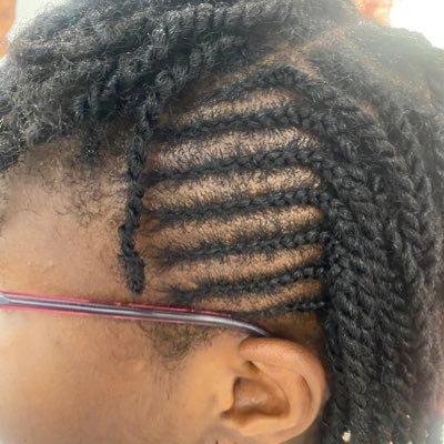 amazing short fellow♏️Psalm25:1 LAGOS Wigging,Revamping/hair care , Daymakeup💄services keepingupwithgudmusic 🍭🎵🎶🎬💅 11/24🎂