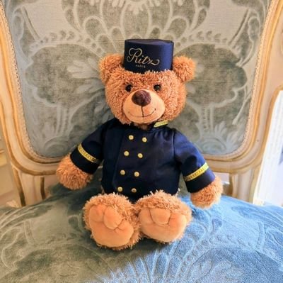 🍀🩵
旅行・ホテル・レストラン・音楽・テディベアが好き👜🍀🍴🧸
2025.6月から🎻始めました(大人ほぼ初心者)
アニメ漫画も大好きです📚️
※呟きは全て個人の感想です