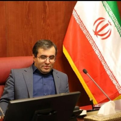 مقدم | دانشجوی دکتری #علم_سیاست (گرایش #مسائل_ایران) | #دانشگاه_تهران
علاقهمند به #اقتصاد_سیاسی/وَلا تَزِرُ وَازِرَةٌ وِزْرَ أُخْرَى /هرکس مسئول قلم خودشه