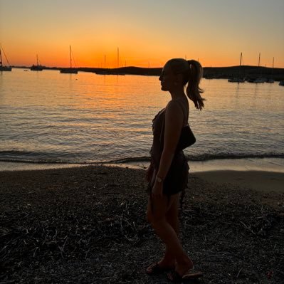 WaringIsabel1's profile picture. 