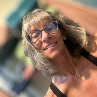 AliceWalters255's profile picture. 