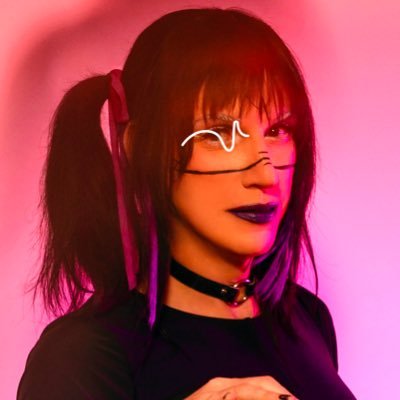 KhylieRylo's profile picture. 