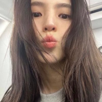 yvkxee's profile picture. 