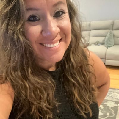 nancy_p_1015's profile picture. Verizon PM, Turtle runner. Beer lover. Bookworm. Music lover, foodie