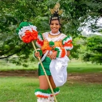 IObongq's profile picture. Smiles