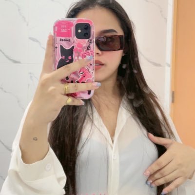 LykahAbad's profile picture. 