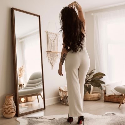 OliviaEdenOT's profile picture. 𝐌𝐲 𝐟𝐫𝐢𝐞𝐧𝐝𝐬 𝐜𝐚𝐥𝐥 𝐦𝐞 𝐋𝐢𝐯. top 4 percent on only fans… 💌OliviaEdenOttawa@gmail.com💙