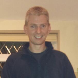 helping anyone to get traffic to their website and turn visitors into customers.
father of 2, plays squash and avid mountain biker.