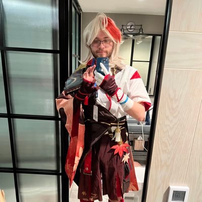 ebomaru_'s profile picture. 27