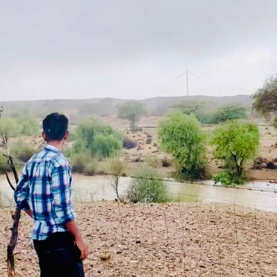 Surendra0418's profile picture. 