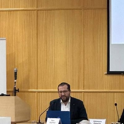 RuseniFeylesof's profile picture. Thinker, Walker, and Father
                   
After the True, the Beatiful, the Good: 

Doğru, Güzel ve İyinin Peşinde 🦅 

Araştırma Alanı: #Etik