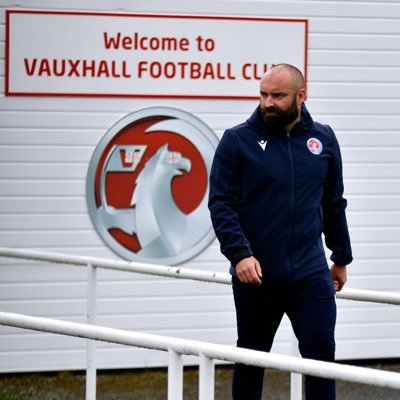 First Team Manager @vmfc_ | @ElitePlayerD | @UEFA A & Elite Youth Licence Coach | Ex Professional Footballer