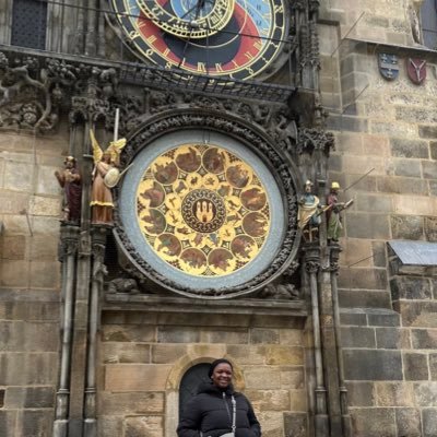 Hauwahspeaks's profile picture. Polymath wannabe.