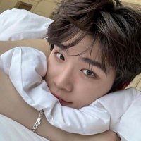 탷래 (@jm0505a) 's Twitter Profile