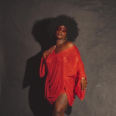 m3lanin_'s profile picture. nothing to see here my darling,move along