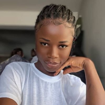 officialdinma_2's profile picture. Life's a Canvas, Painting My way.