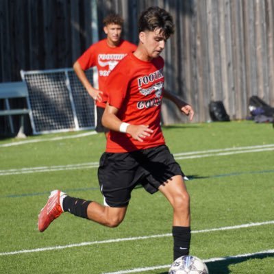 Foothill college | 3.67 GPA | 5’8 130 | RM/LM/CAM | Personal cell: 408-898-8569 | tomerlevran@gmail.com | NCAA ID # 2501487899