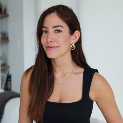 ArynneWexler's profile picture. Just a nonlib girl in a crazylib world 💃🏻 47/63 US National Parks 🇺🇸
