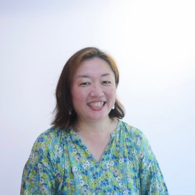 SIu3zaeHHqm0nlx's profile picture. 英語やるならまず自分とコミュニケーションとろう✨言葉は技能だから「学んだらすぐ使おうよ」派。ラテン系帰国子女。現地幼稚園→日本人学校→非英語圏インター中等部卒(2年半)。5カ国語を学んでみた物好き🇯🇵🇺🇸🇧🇷🇲🇽🇨🇳🇰🇷 英検１級 ＆TOEIC 945