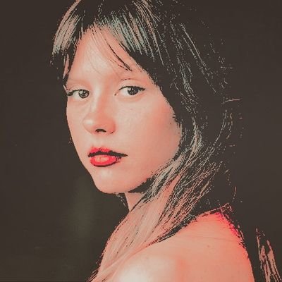 ofcindylouwho's profile picture. ⠀⠀ ⠀⠀ ⠀⠀. . . mascara running down her little bambi eyes.