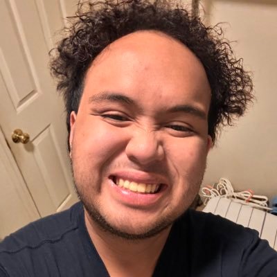 ashveraperez's profile picture. twenty  | ucsc