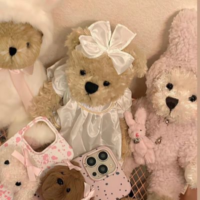 softbunnyn's profile picture. 