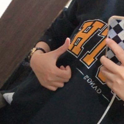 Rliina_'s profile picture. 