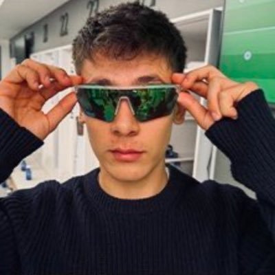 Gabriipl24's profile picture. @realmadrid 💜🤍 & @premierleague enjoyer