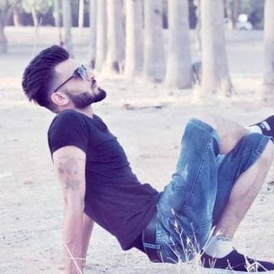 اللهم اغفر لمن عشنا معهم
أجمل السنين وهزنا إليهم الحنين
اللهم اجمعنا بهم ف جنتك يارب العالمين