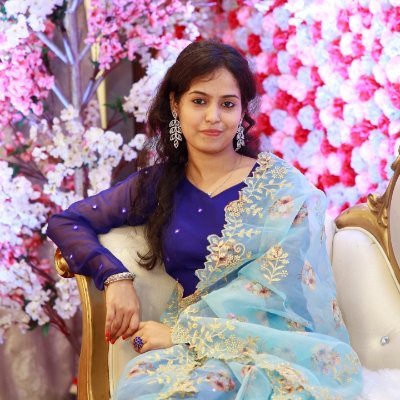 Pursuing MCA at Amity University | Cloud & DevOps Enthusiast | Freelance Virtual Assistant for Authors, Coaches, and Speakers | Pilates Girl | Reader