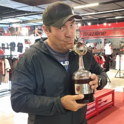 CarloR492's profile picture. 