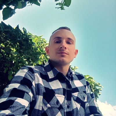 SG1892's profile picture. 