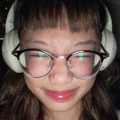 palavarn militante or whatevuhr 🔻 babaeng bakla na lover girl 👩🏻❤️💋👨🏻👩🏻❤️💋👩🏻