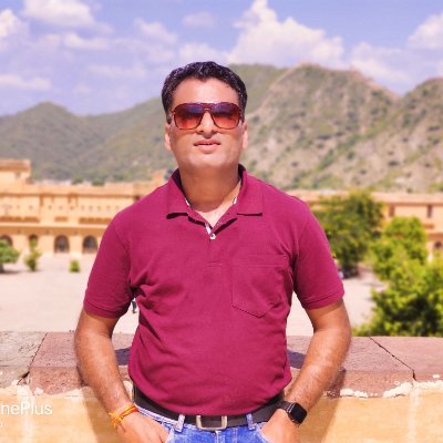 महावीर विनवऊ हनुमाना,
राम जासु जस आप बखाना।
जय जय श्री राम । जय जय हनुमान 🙏🙏🚩🚩
Graphics, User Interface, Web Designer, Front End Developer, Web Developer