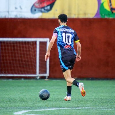 Abdoun_bn's profile picture. ƃuᴉɥʇǝɯos oʇ ƃuᴉɥʇou ɯoɹℲ ✿