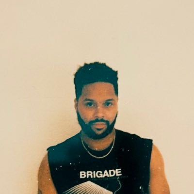 Zealbreak's profile picture. #ESCAPE2NY storyteller & time traveler