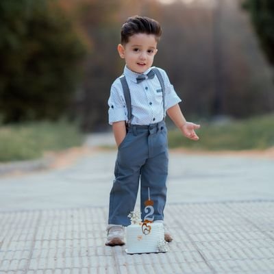 هر کسی رو با رفیقش میشناسن
یه کاری کن منو با تو بشناسن خدا