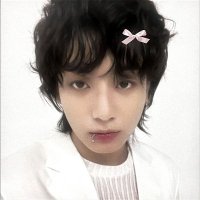 sara⁷ ☽ 𓍢ִ໋🫧✧˚ ༘ bts♡ en-♡ (@honeyoongs93) 's Twitter Profile